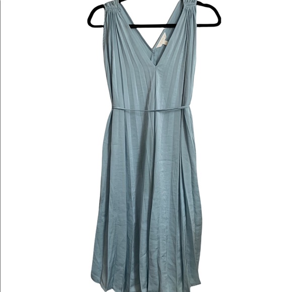 a:glow Dresses & Skirts - A:glow blue accordion style knee length dress size medium